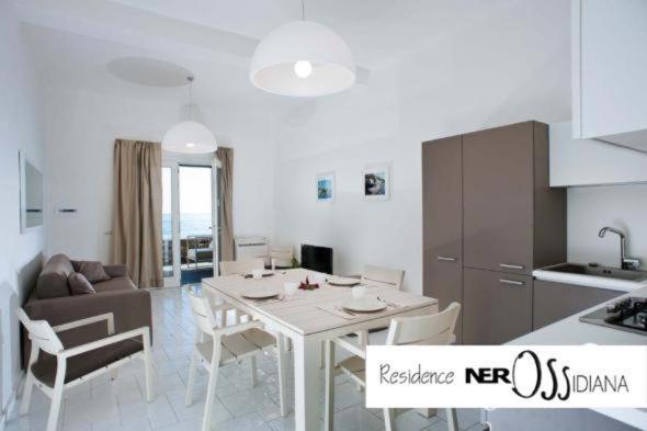 Nerossidiana Sul Mare Di Lipari Lägenhet Exteriör bild